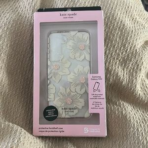 Samsung Galaxy S23 Kate Spade protective floral case
